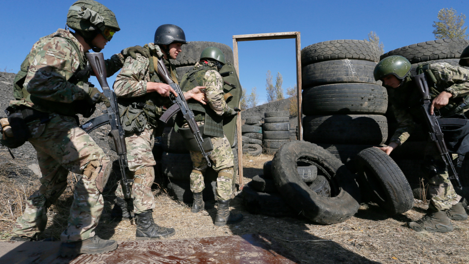 TENZIJE DODATNO PORASLE Nemačka pozvala svoje državljane da napuste Ukrajinu, Lufthanza obustavlja letove