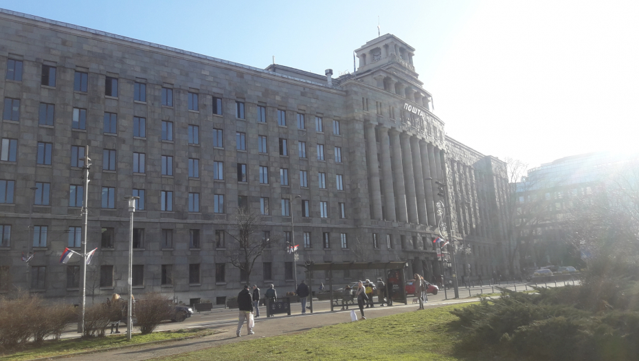 ŠTA NEDOSTAJE NA OVOJ FOTOGRAFIJI? Krasio je centar prestonice tokom cele zime, nema ko se nije okrenuo za jednim od najlepših novogodišnjih ukrasa (GALERIJA)