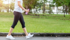 ŽENE U SRBIJI BROJE KORAKE NE BI LI DOŠLE DO BROJKE OD 10.000 Evo da li je to zaista dovoljno za dobro zdravlje