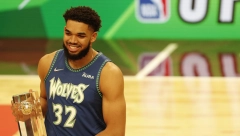 SRUŠIO REKORD! Centar Minesote pobedio u brzom šutiranju trojki