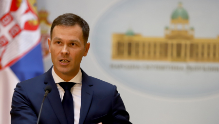 SINIŠA MALI U RAZGOVORU SA PENZIONERIMA „Penzije rastu iz meseca u mesec, obećanja ispunjavamo u dan i u dinar“