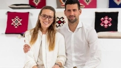 JOŠ NEVIĐENI VIDEO ĐOKOVIĆEVIH Ovako su Novak i Jelena plesali uz laganu muziku, na sred terena (VIDEO)