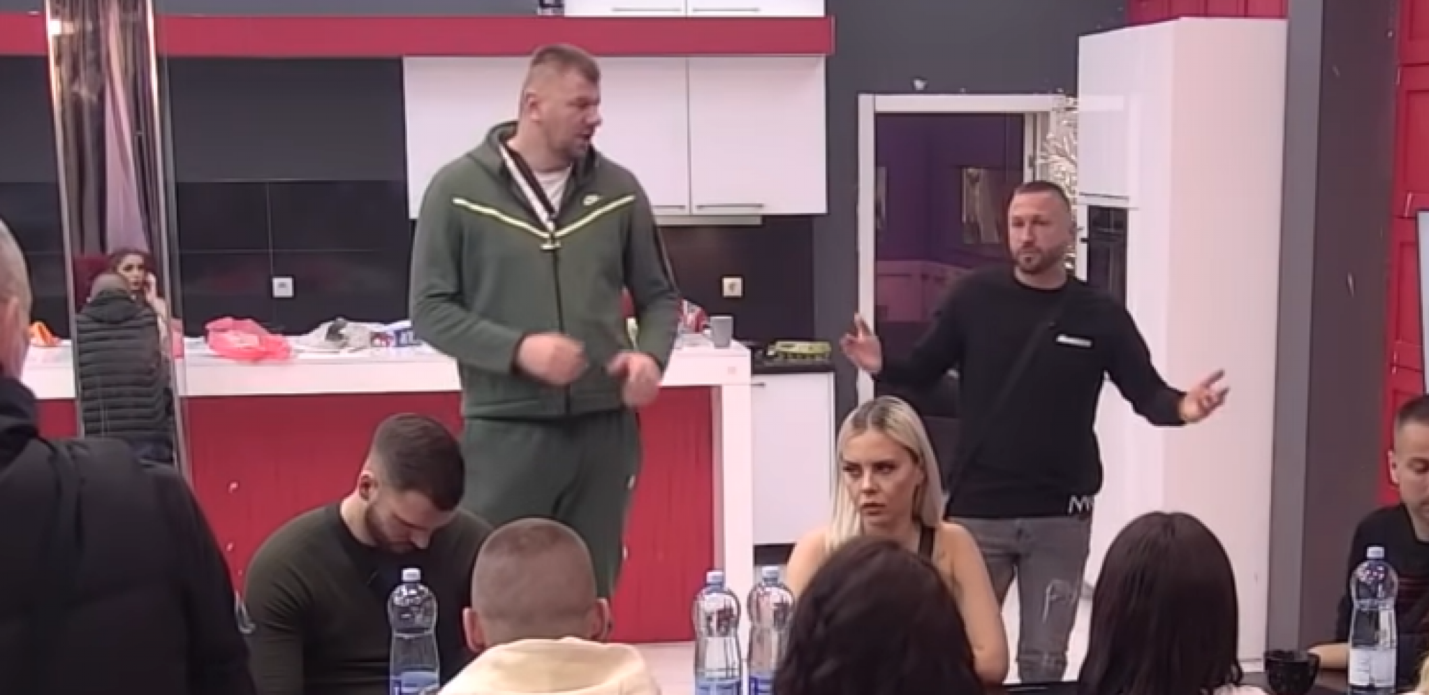 MUK U ZADRUZI! Puklo prijateljstvo Ša i Janjuša, košarkaš mu sasuo sve u lice, brutalne reči reperu će dugo odzvanjati u glavi!