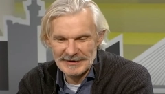 NA DAN NJENE SAHRANE, IGRAO SAM KOMEDIJU: Tragedija za tragedijom u glumčevom porodičnom domu, prvo ga je stigao bes, pa pokosila tuga