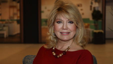 REKLA ONO O ČEMU SVI ĆUTE! Suzana Mančić progovorila o braku, pa otkrila šta njoj i Simeonu najviše fali!