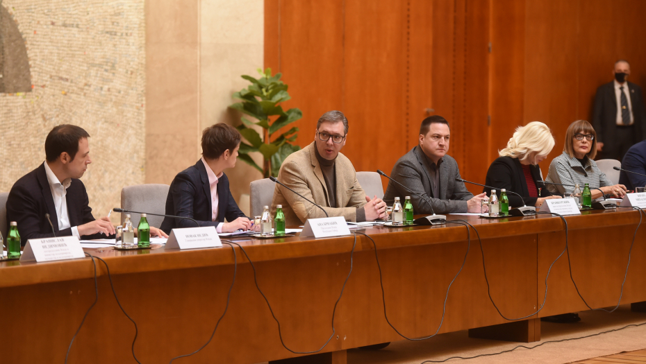 ALO SAZNAJE! Zorana i Jadranka glasale  za uvođenje sankcije Rusiji!