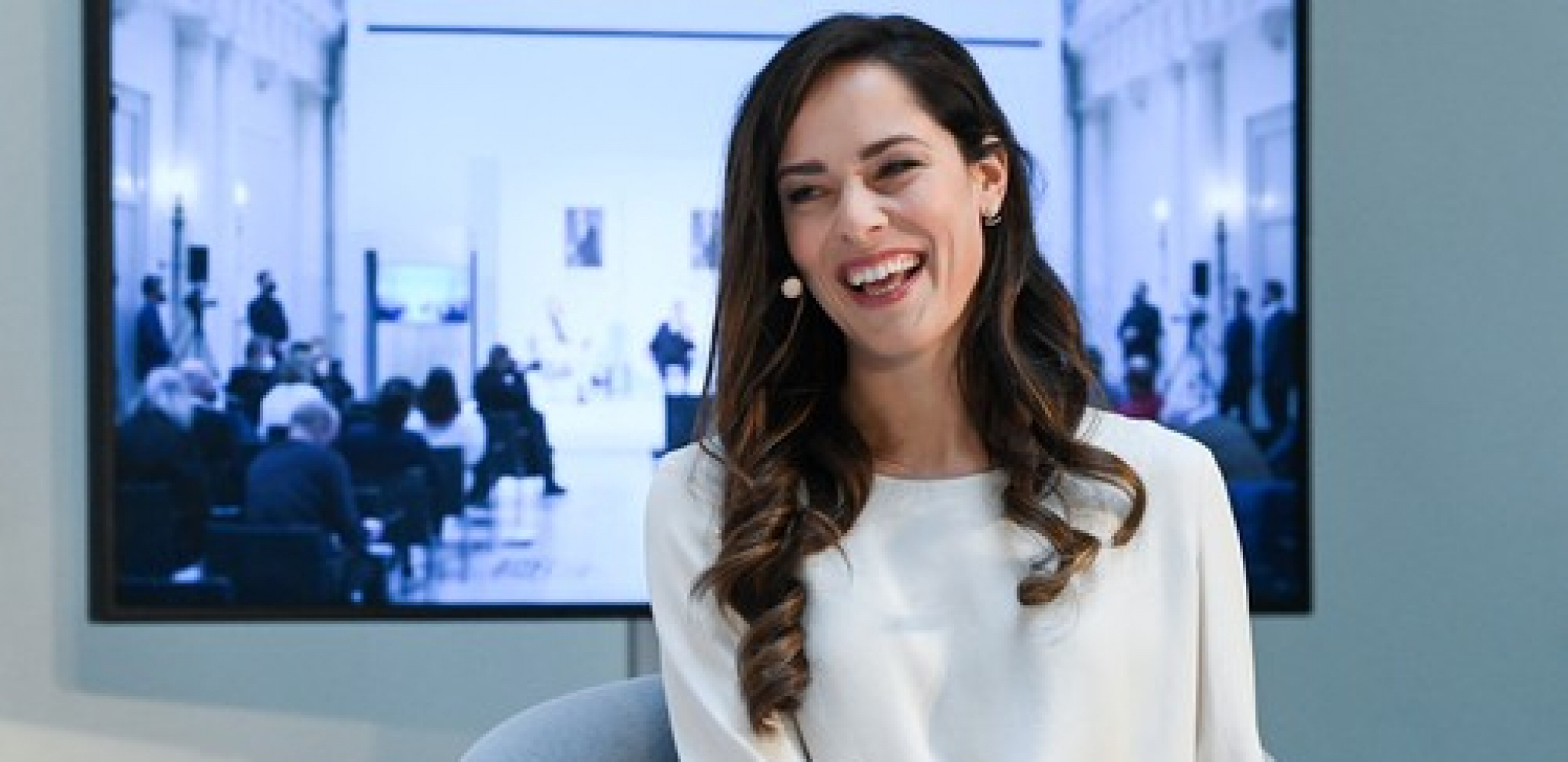 ANA IVANOVIĆ BEZ GRUDNJAKA O stajlingu naše bivše teniserke se i danas priča na Vimbldonu (FOTO)