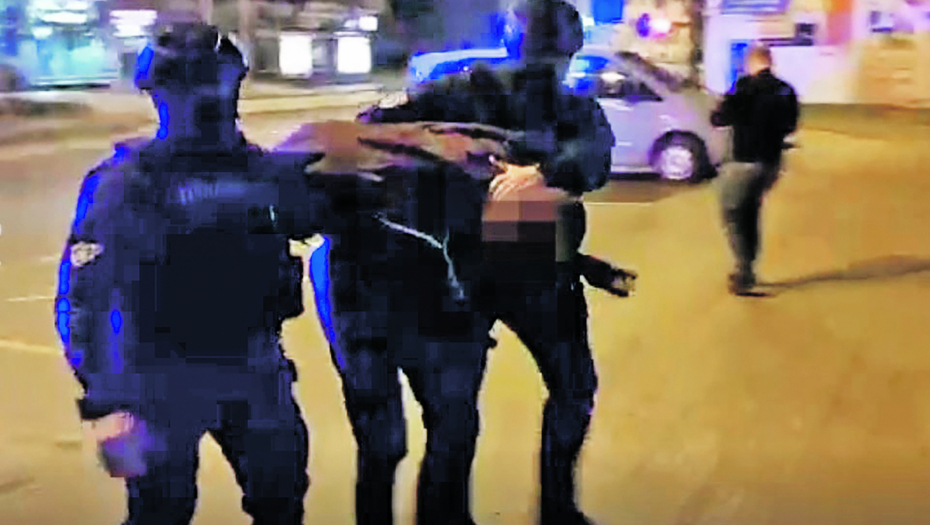 DRŽAO ARSENAL U STANU Beograđanin (66) bio naoružan do zuba, pun stan eksplozivnih materija i oružja!