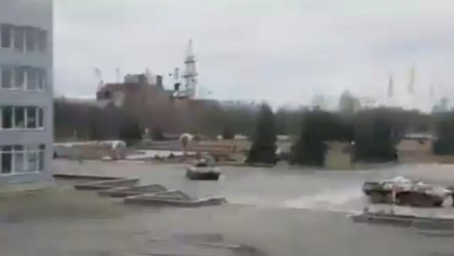 RUSKI TENKOVI SU UŠLI U GRAD Isplivali snimci iz Černobilja