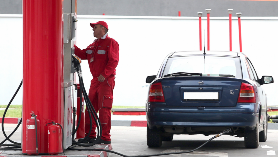 UPRKOS KRIZI, STABILNO SNABDEVANJE Da li će se menjati cena goriva?