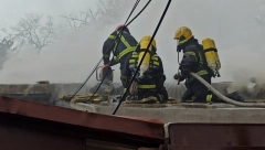 EKSPLOZIJA FABRIKE BOJA U ISTANBULU Tri osobe poginule, među povređenima i vatrogasci (VIDEO)