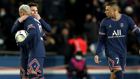 SPREMA SE VELIKA BOMBA Čelsi na leto dovodi zvezdu PSŽ-a, pregovori su počeli?