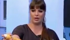 SMEH DO SUZA! Zadrugari bili inspiracija za novi mega hit na internetu, Miljana i Dalila glavni akteri (VIDEO)
