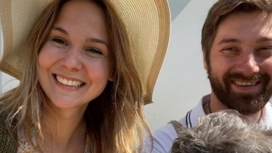 PORODILA SE GLUMICA KOJA JE ŽIVELA U KONTEJNERU! Nakon strašnog haosa koji je zadesio, napokon lepe vesti, otkrila i ime deteta (FOTO)