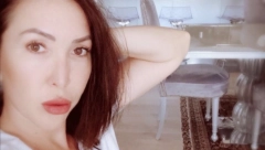 NIGDE SE NE POJAVLJUJE Jelena Janković poslala majku i brata u kupovinu, pa im davala instrukcije preko telefona