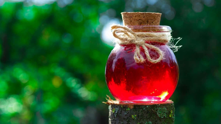 ZOVU GA ELIKSIR MLADOSTI Odmah zaustavite starenje i podmladite kompletan organizam