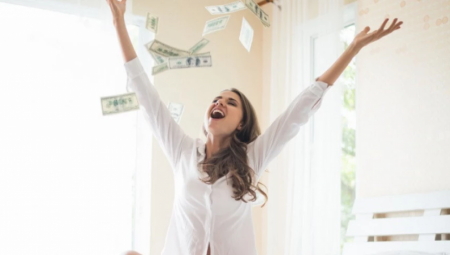 ZABORAVITE NA NEUSPEH Za ova tri znaka počeo je period bogatstva i blagostanja