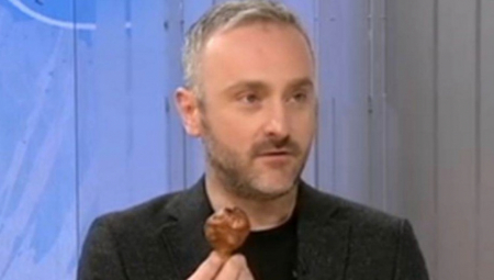 DOBAR ZA SRCE, KRVNE SUDOVE, HRSKAVICU Travar Antonijević otkrio da li je bolji pečeni ili kuvani kesten