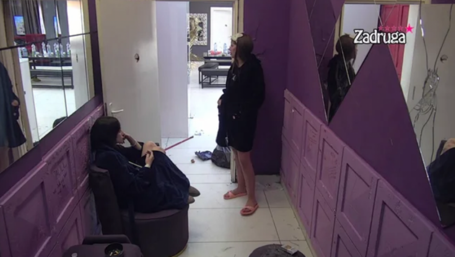 IMAO JE SE*S NA 10 METARA OD MENE, A SAD ME NAPADA ZBOG SLATKIŠA! Dalila se požalila Tari na Filipa, pa joj zamerila bliskost sa njenim dečkom