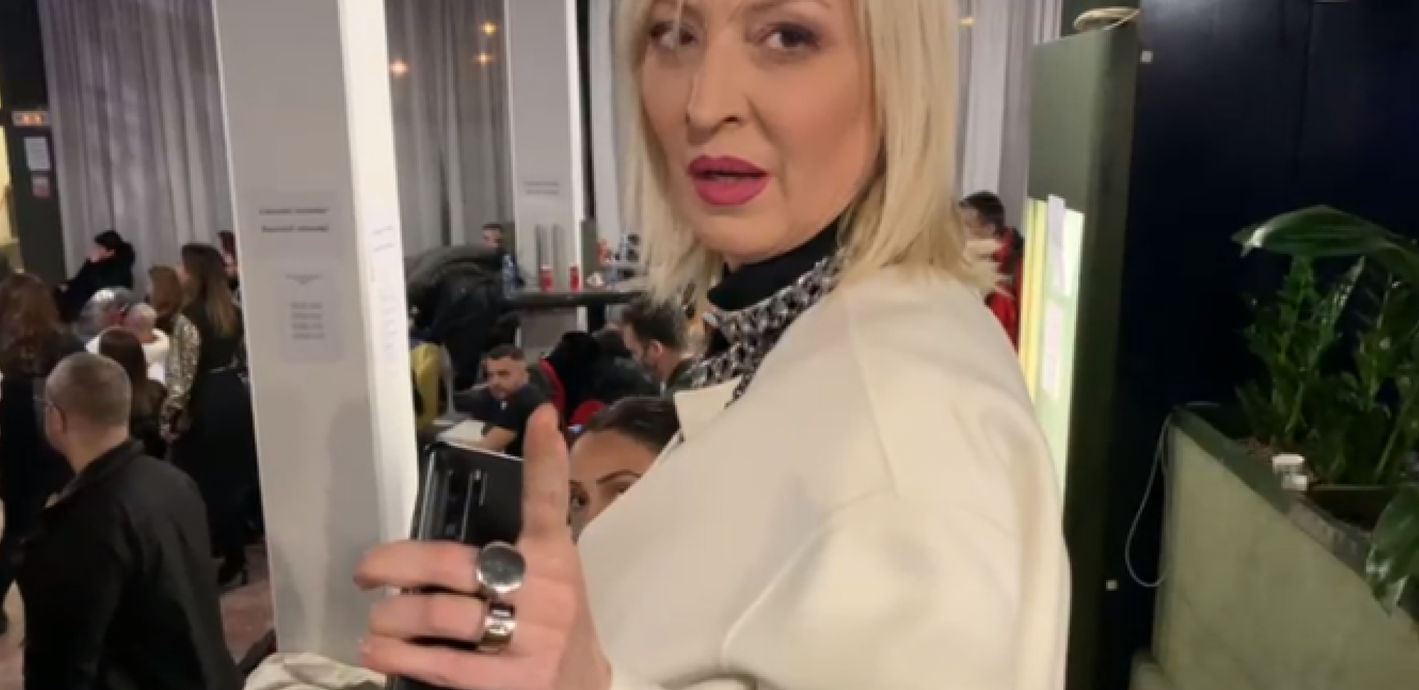SKANDAL! Pevačica koja mrzi Srbe peva na RTS-u, a Olivera Kovačević nema komentar na to