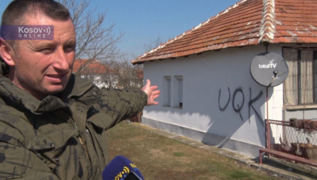 ZLIKOVCI UČK PISALI GRAFITE DECI PORED GLAVE Morača: zloglasna poruka ispisana na metar od prozora sobe gde su spavala