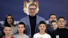 PREDSEDNIK SRBIJE ALEKSANDAR VUČIĆ DECI IZ REGIONA Ovde ste svoji na svome jer će vas uvek dočekati ljubav!