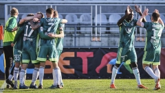 DOMINACIJA SRPSKOG TRENERA! Vodio svoj tim do trećeg trofeja protiv Partizanovog bivšeg rivala!