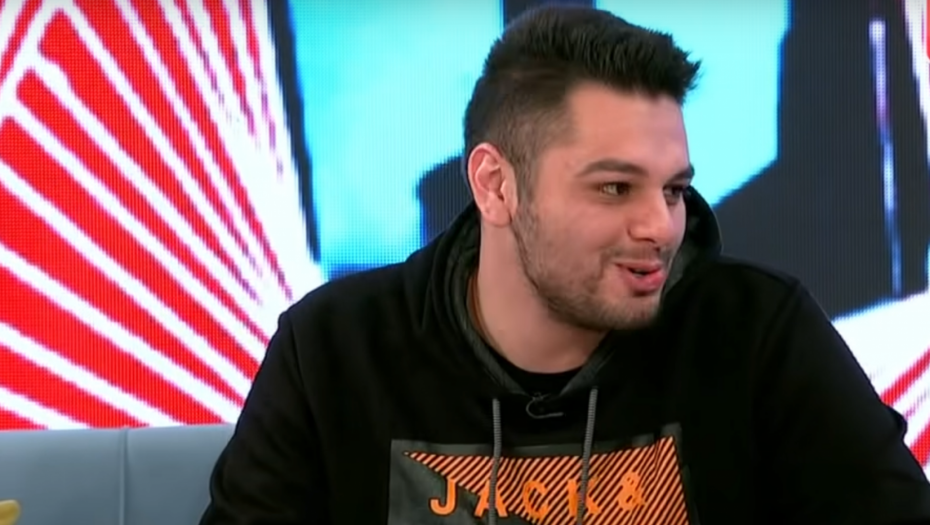 PRODUKCIJA NE NAMEŠTA GLASANJE I IZBACIVANJE Adam Đogani progovorio o nepročitanim procentima, a ovako se osećao kada je čuo šta se desilo Luni