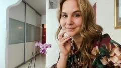 GLUMICA DOŽVELA UŽASNU TRAGEDIJU, NAKON TOGA ŽIVELA U KONTEJNERU Njena priča razara srca, a evo o čemu se radi