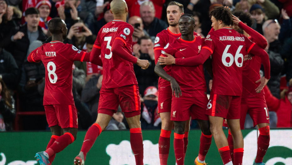 LIVERPUL NASTAVIO POTERU ZA SITIJEM! Mane presudio "čekićarima"