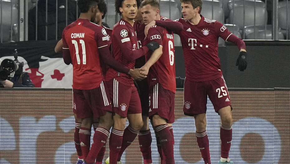 BAJERN NE SEDI SKRŠTENIH RUKU Spremna zamena za Levandovskog