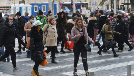 8 MILIJARDI LJUDI NA PLANETI! U novembru dostižemo novi rekord, evo šta to znači za Srbiju