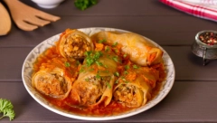 NAPRAVITE PRAVU SRPSKU SARMU: Zbog sočnog nadeva ovaj recept svima provereno uspeva