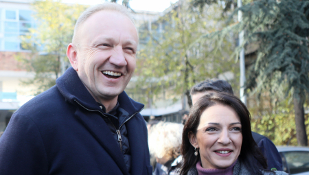 ČOVEK ZVANI LAŽ Pogledajte hronologiju Đilasovih marifetluka, stekao milione dok je bio na vlasti i danas nam se svima smeje u lice