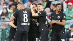 KOSTIĆ BLISTAO U POBEDI AJNTRAHTA Lion priredio iznenađenje