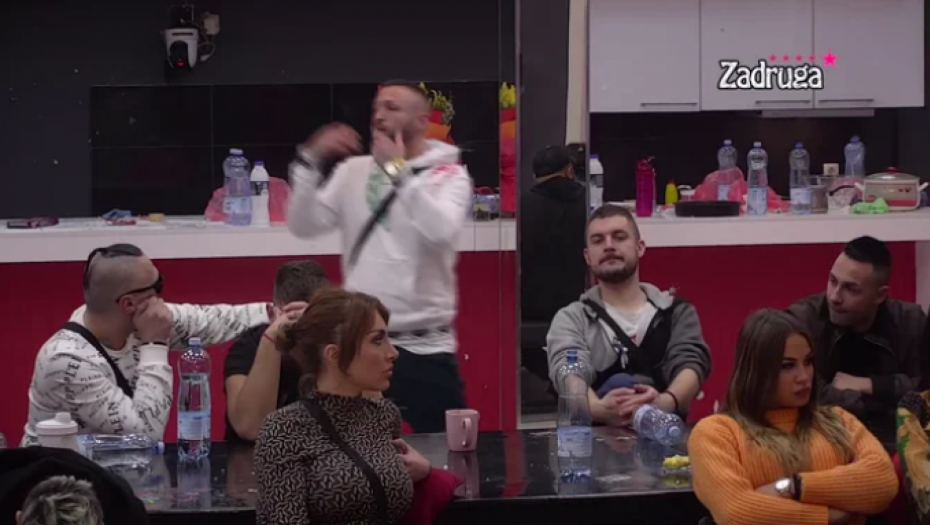 VI BUDITE NORMALNI, JA VOLIM SVOJE LUDILO! Ša progovorio o svađi sa Tarom i frizerom, pa dao sve od sebe da se opravda