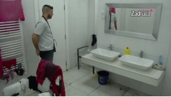 DEJAN JE PRATI U STOPU! Aleks više ne može nigde da ode bez njega, da li to prerasta u opsesiju?!