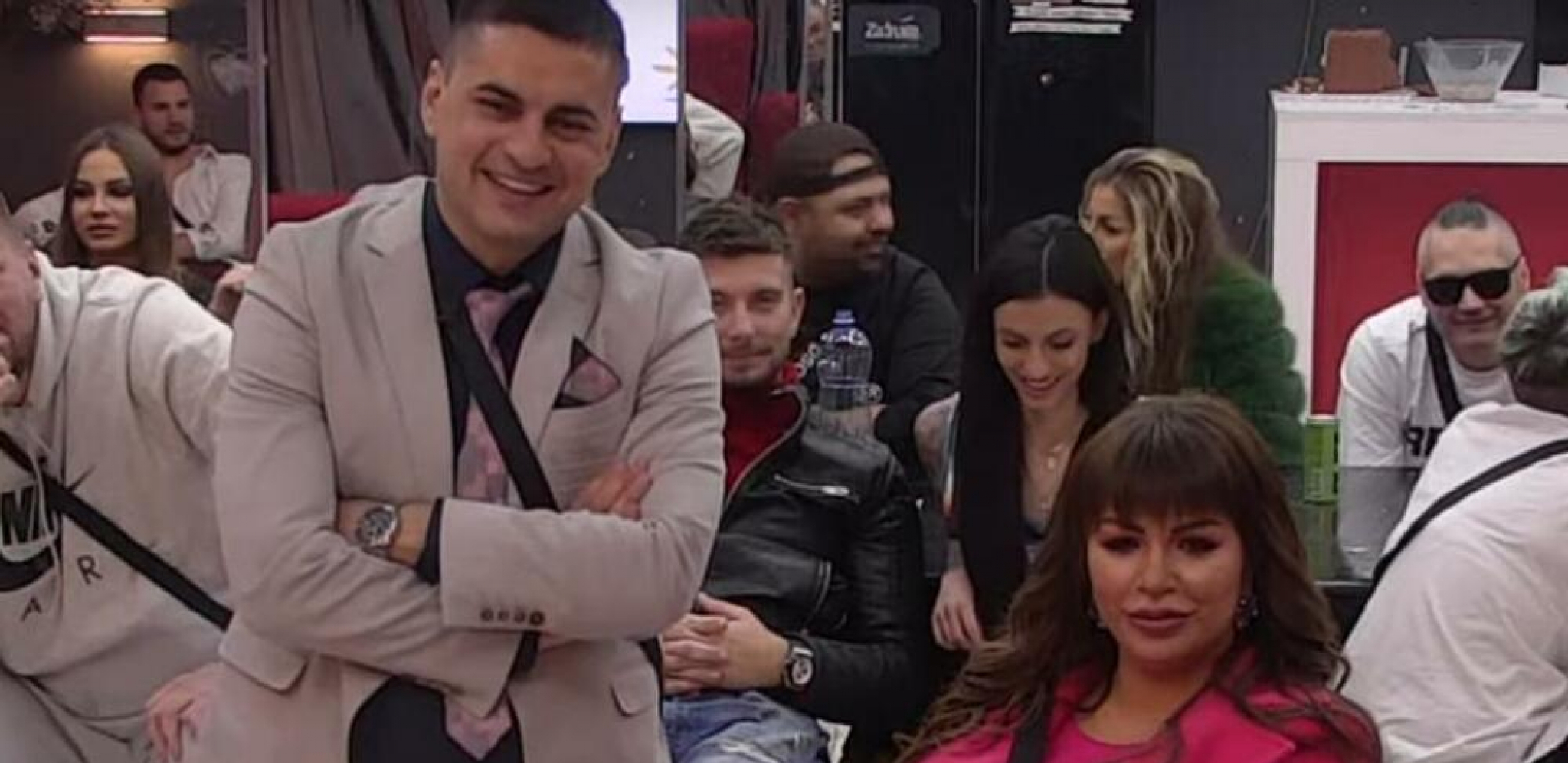 DA LI ZNAJU DA JE ON ISTI ZOLA?! Gledateljka u programu raskrinkala Nenada Macanovića: Ne viđa decu po pola godine!