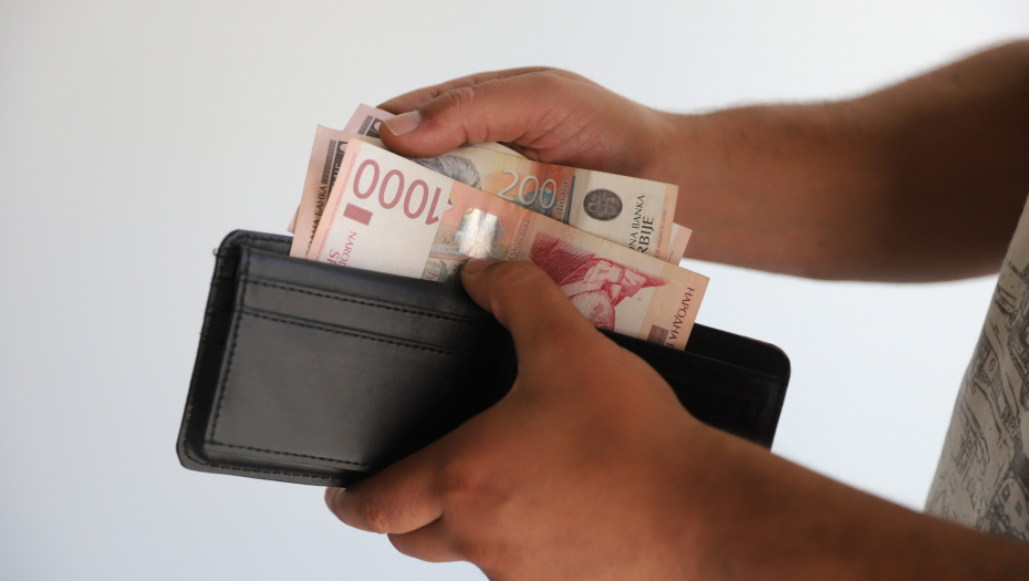 NAJNOVIJI PODACI MINISTARSTVA TRGOVINE Potrošačka korpa sve skuplja, kupovna moć u septembru manja nego prethodnog meseca