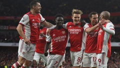 VEČE FUDBALA NA OSTRVU Londonski derbi pripao Arsenalu