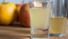 JABUKOVO SIRĆE JE ZDRAVO, ALI SLABO KO ZNA DA IMA DVE NUSPOJAVE Kad ovo čujete dobro ćete razmisliti pre nego što ga uzmete