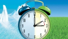 PRELAZIMO NA LETNJE RAČUNANJE VREMENA  Kazaljke se pomeraju za jedan sat unapred