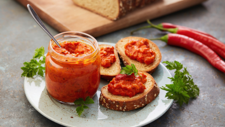 Ukusniji sigurno niste probali: Napravite domaći ajvar (RECEPT)