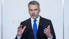 CRNE SLUTNJE NEHAMERA Sprečiti da se rat proširi na centralnu Evropu