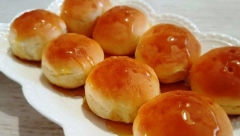 Simbol duge i srećne ljubavi: Evo kako se prave tradicionalni "mladenčići"