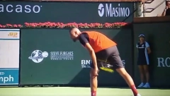 SERVIS KROZ NOGE! Kirjos hteo da ponizi Nadala, dobio je brutalan odgovor! (VIDEO)