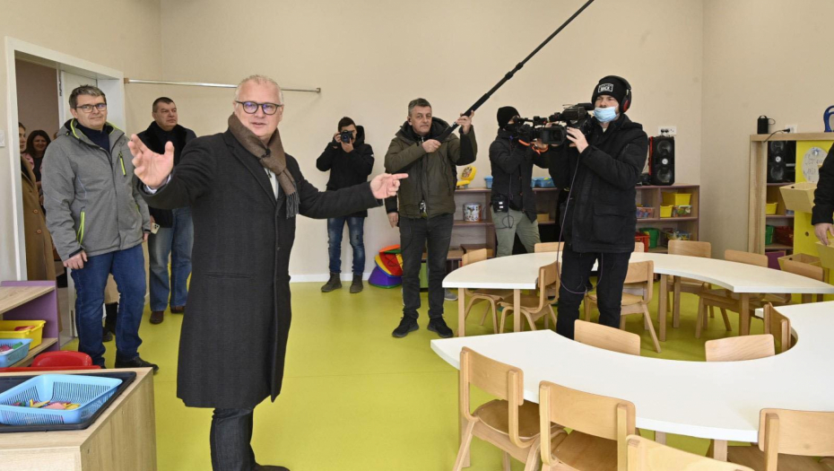 VESIĆ: Vratili smo 3,5 milijarde dinara roditeljima, izgradili 17 vrtića, a u narednim godinama biće ih ukupno 25