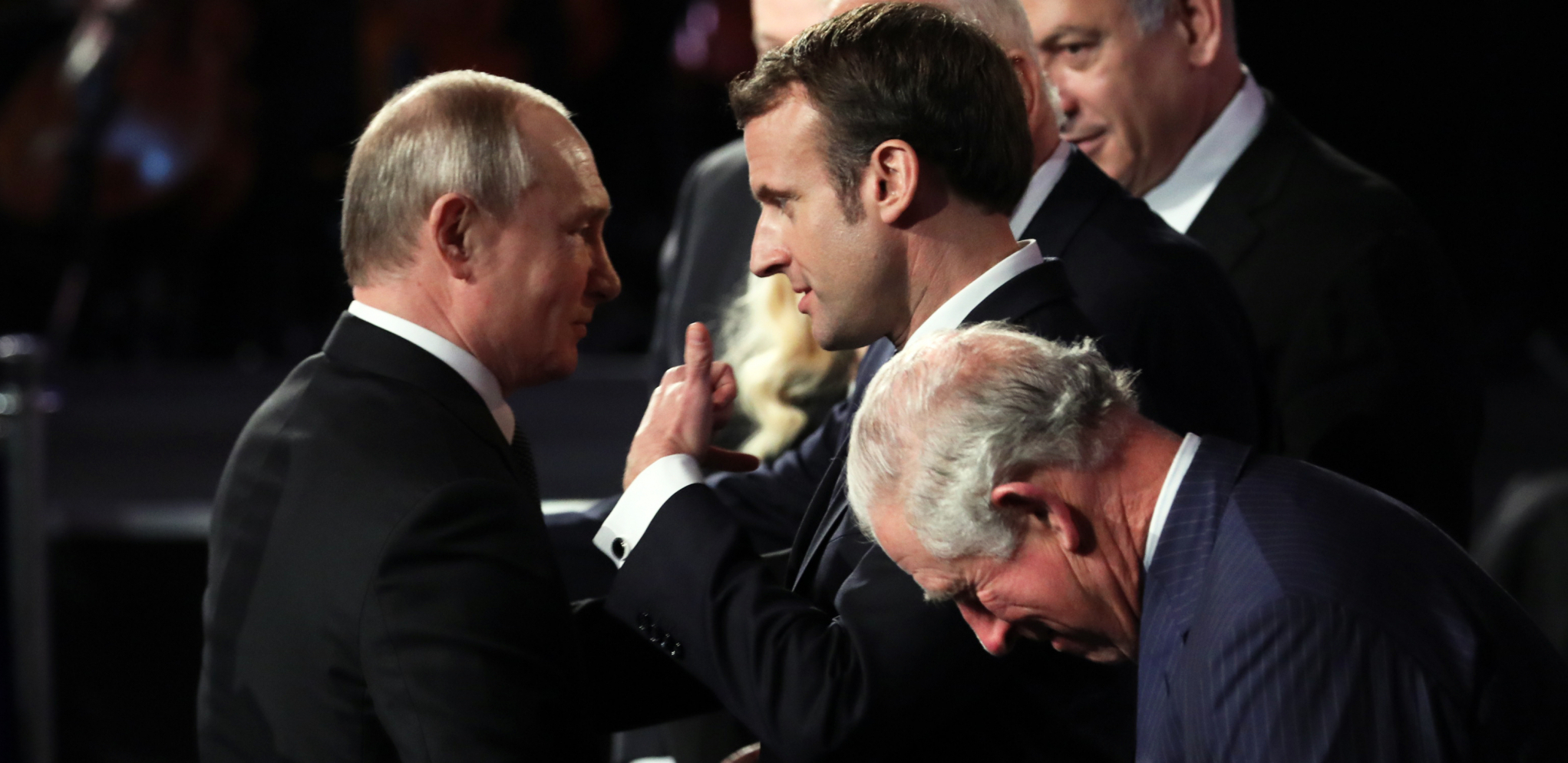 FRANCUSKA USTUKNULA PRED PUTINOVIM PRETNJAMA! Makron se pravda: Ne želimo svetski rat