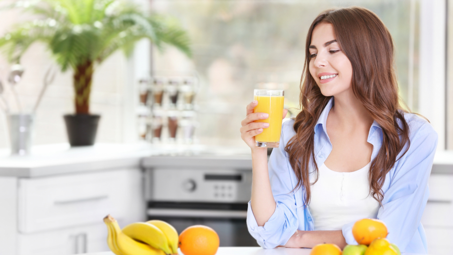 SVI MISLE DA JE  ZDRAVO Dr Vešović upozorava da voćni šejkovi mogu trajno da ugroze zdravlje