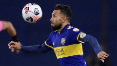 VELIKI FUDBALER JOŠ VEĆI ČOVEK Tevez otkrio šta je po njegovom dolasku u Mančester junajted uradio Vejn Runi!